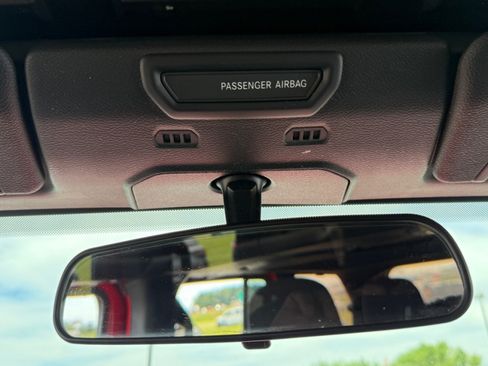 Used 2022 Jeep Wrangler Unlimited Sport AWD/4WD image 33