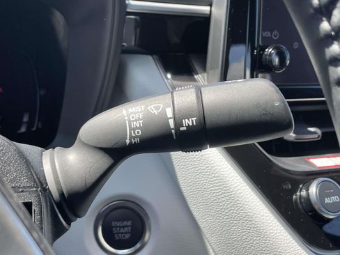 Used 2026 Toyota Corolla SE FWD image 22