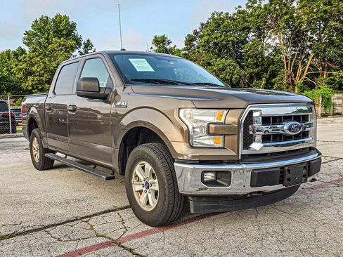 Used 2017 Ford F150 XLT AWD/4WD image 1