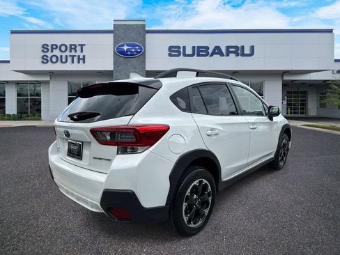 Used 2023 Subaru Crosstrek 2.0i Premium AWD/4WD image 3