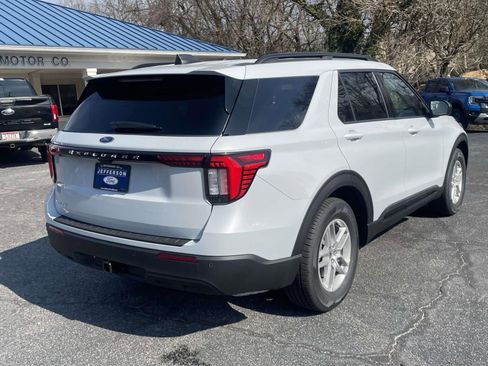 New 2026 Ford Explorer Active image 3