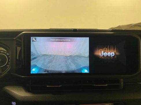 New 2026 Jeep Gladiator Sport image 12