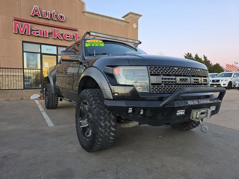 Used 2014 Ford F150 Raptor w/ Equipment Group 801A Luxury image 3