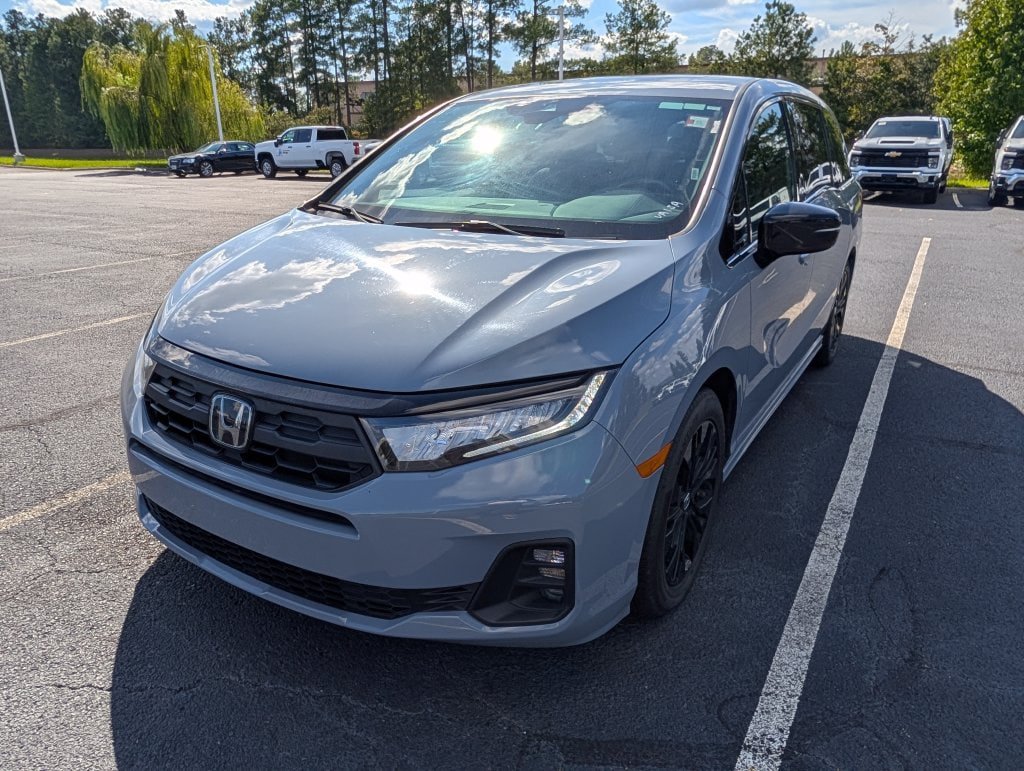 Used 2025 Honda Odyssey Sport-L image 25