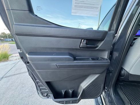 Used 2024 Toyota Tacoma SR5 AWD/4WD image 26