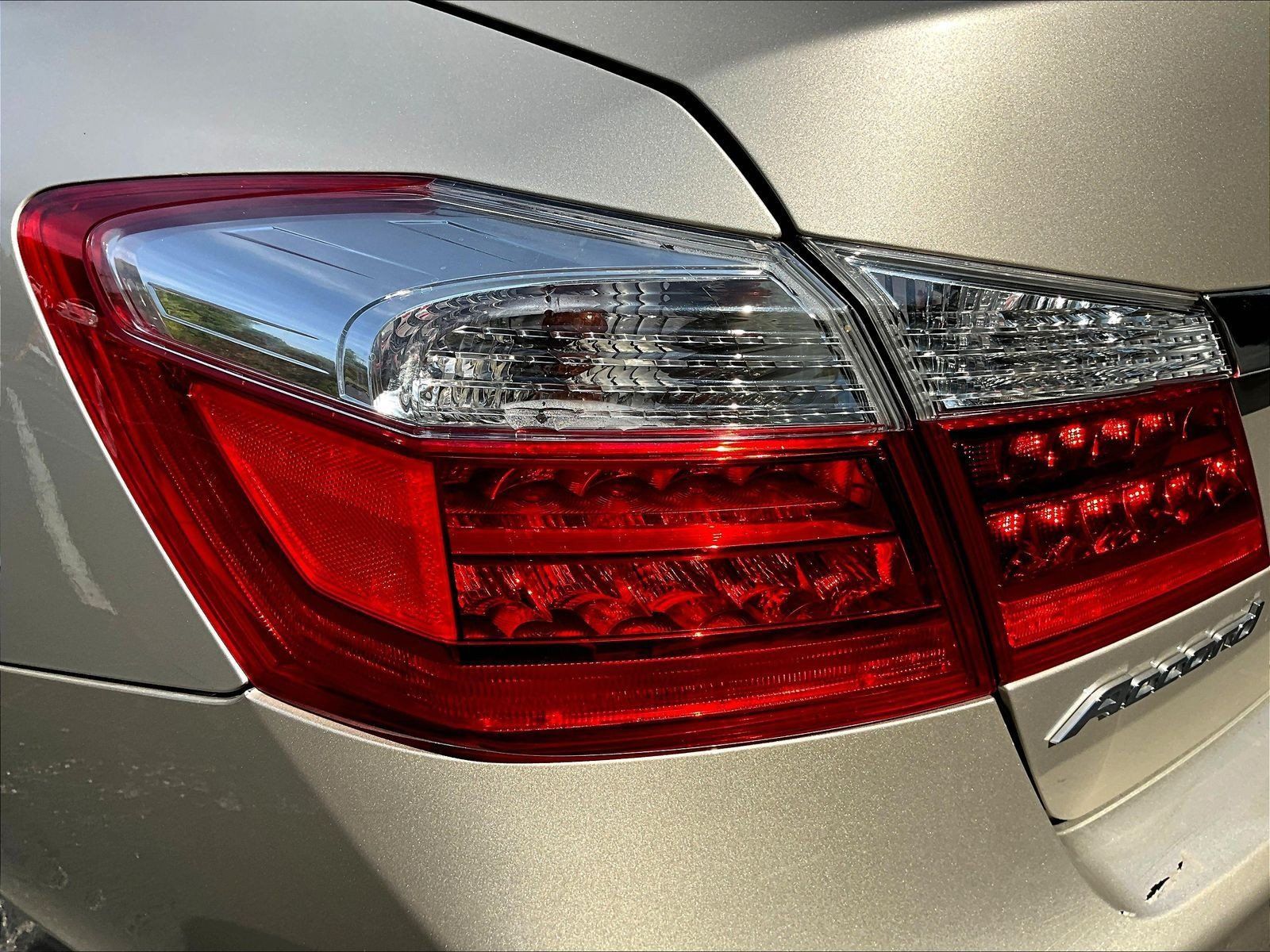 Used 2013 Honda Accord EX-L image 23