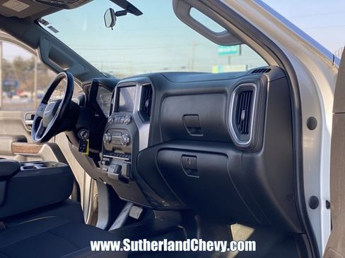 Used 2022 GMC Sierra 2500 SLE w/ X31 Off-Road Package image 26