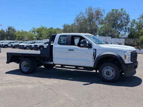 New 2024 Ford F550 4x4 SuperCab Super Duty image 9