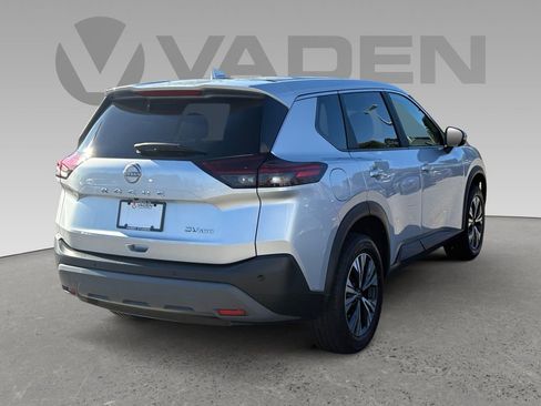 Used 2023 Nissan Rogue SV image 19
