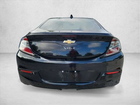 Used 2017 Chevrolet Volt LT w/ Comfort Package FWD image 6