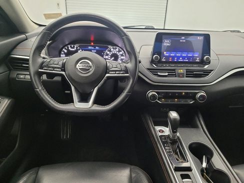 Used 2019 Nissan Altima 2.5 SR w/ SR Premium Package AWD/4WD image 22