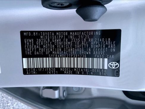 Used 2026 Toyota Corolla LE FWD image 29