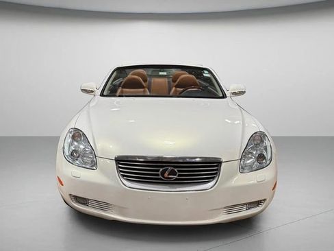 Used 2004 Lexus SC 430 Convertible image 9