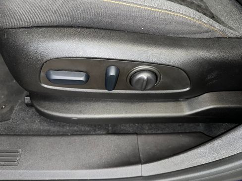 Certified 2023 Chevrolet Equinox LT image 3