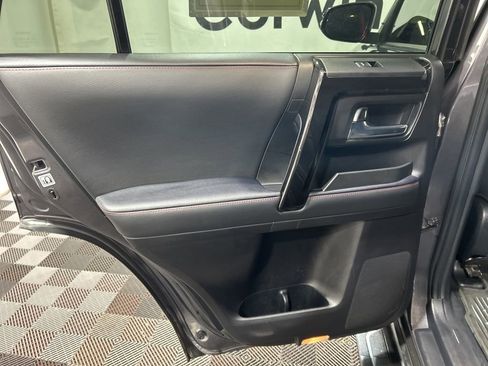 Used 2022 Toyota 4Runner TRD Off-Road Premium image 22