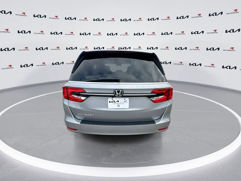 Used 2023 Honda Odyssey EX-L image 7
