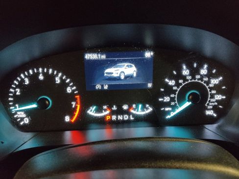 Used 2022 Ford Escape SE w/ SE Sport Appearance Package image 23