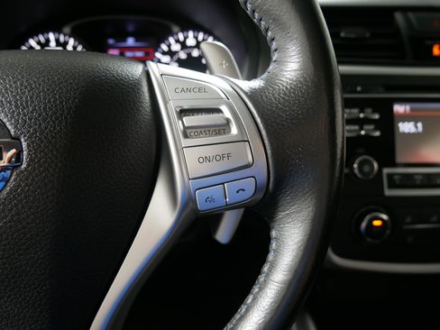 Used 2016 Nissan Altima 2.5 SR FWD image 28