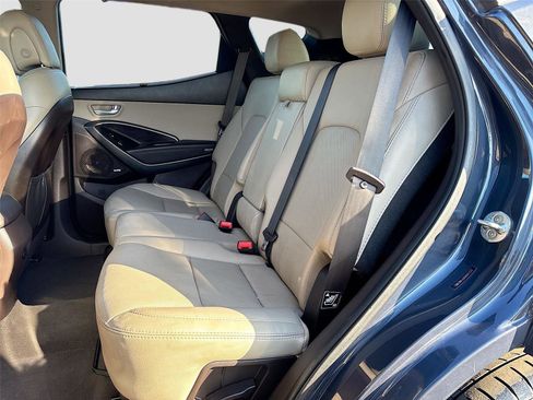 Used 2017 Hyundai Santa Fe Sport image 25