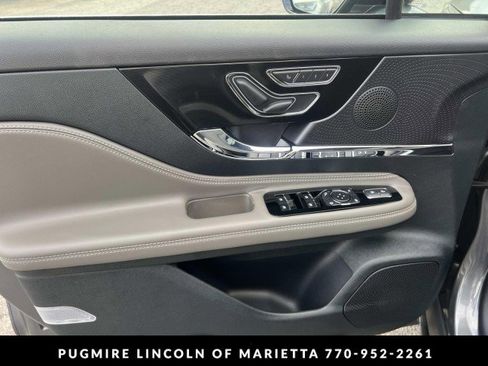 New 2026 Lincoln Corsair Premiere image 10