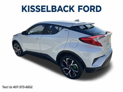 Used 2018 Toyota C-HR XLE image 5