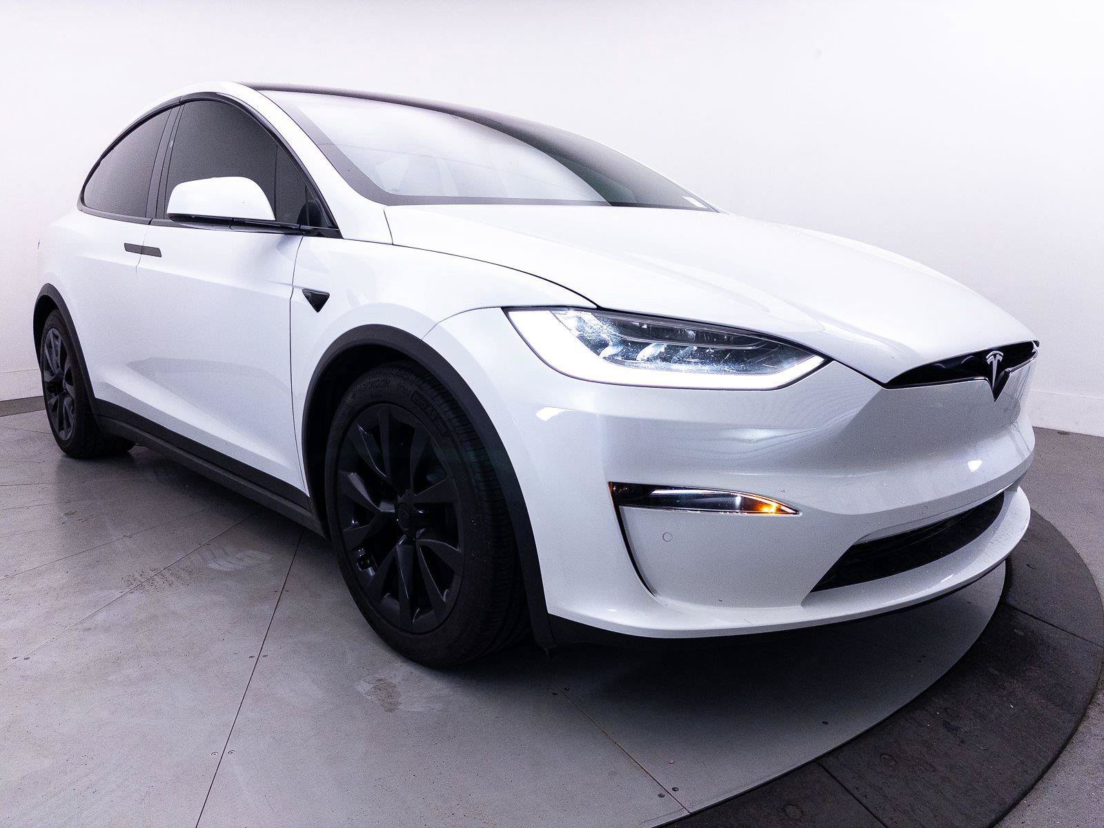 Used 2022 Tesla Model X AWD/4WD image 11