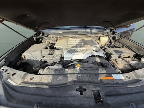 Used 2016 Toyota Land Cruiser w/ Four Season Floor Mat Package image 20