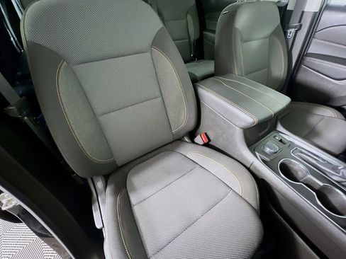Used 2021 Chevrolet Traverse LS AWD/4WD image 27