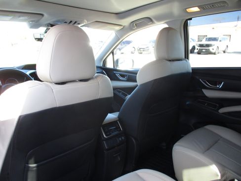 Used 2020 Subaru Ascent Limited w/ Technology Package AWD/4WD image 18