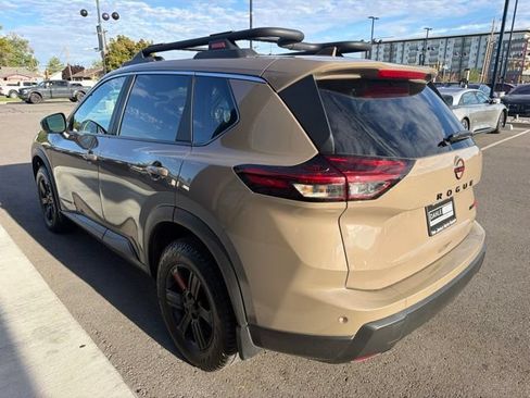 Used 2025 Nissan Rogue SV AWD/4WD image 5