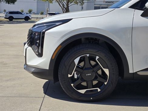 New 2026 Kia Sportage S image 13