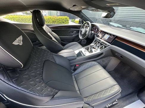 Used 2020 Bentley Continental GT AWD/4WD image 40