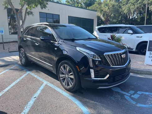 Used 2024 Cadillac XT5 Premium Luxury w/ Technology Package FWD image 4
