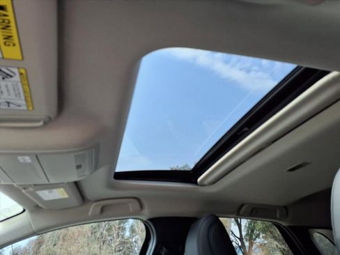 Used 2025 MAZDA CX-30 AWD 2.5 S w/ Premium Package image 9