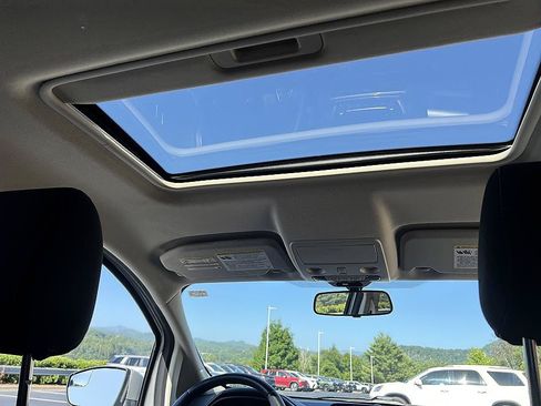 Used 2019 Ford EcoSport SE AWD/4WD image 18