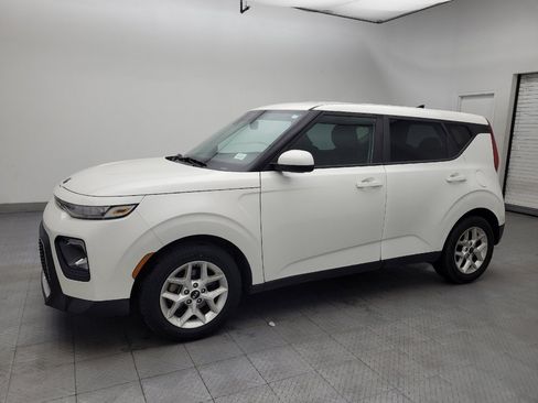Used 2021 Kia Soul S FWD image 2