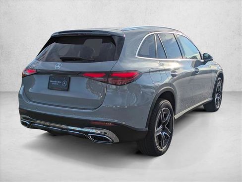 New 2026 Mercedes-Benz GLC 300 image 2