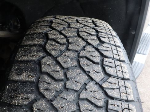 Certified 2020 GMC Sierra 1500 SLT w/ SLT Premium Plus Package image 17