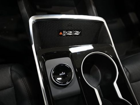 New 2026 Chevrolet Equinox LT w/ Convenience Package II image 19