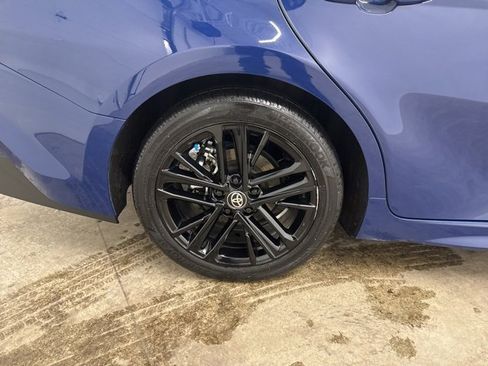 Used 2025 Toyota Camry SE w/ Multimedia Upgrade Package image 11