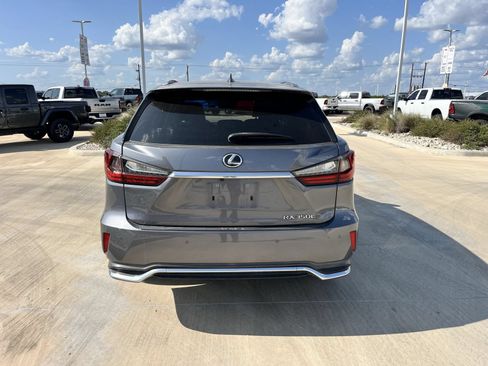 Used 2018 Lexus RX 350L FWD w/ Premium Package image 4