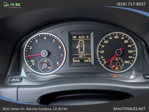 Used 2013 Volkswagen Tiguan SEL image 18