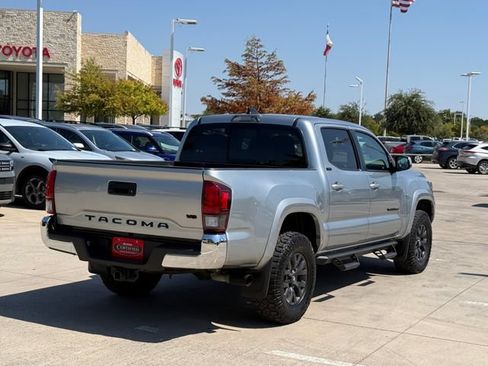Used 2023 Toyota Tacoma SR5 RWD image 6