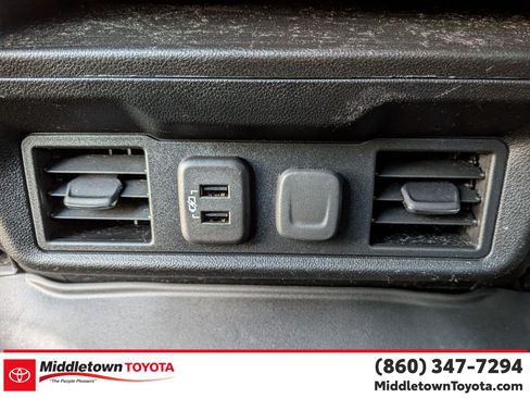 Used 2019 Chevrolet Silverado 1500 RST w/ All-Star Edition AWD/4WD image 28