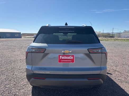 Used 2025 Chevrolet Equinox LT w/ Convenience Package II AWD/4WD image 4