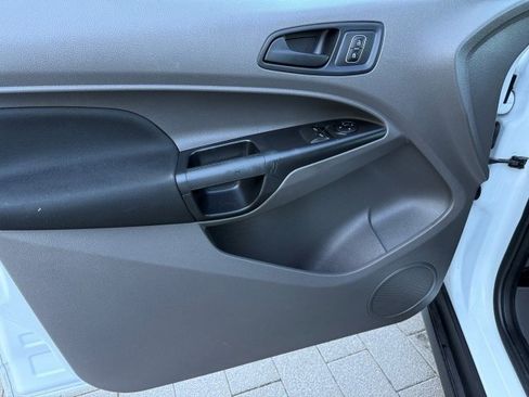 Used 2020 Ford Transit Connect XL image 8