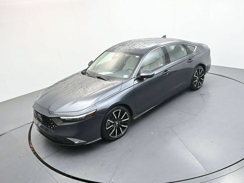 Used 2024 Honda Accord Touring image 28