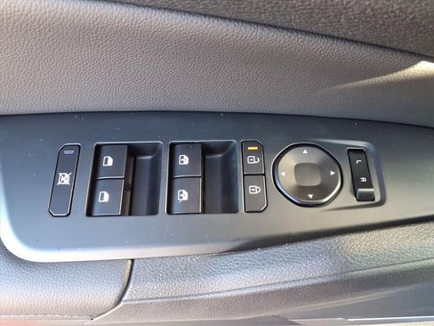 New 2026 Kia Sportage EX w/ EX Panorama Roof Package image 6