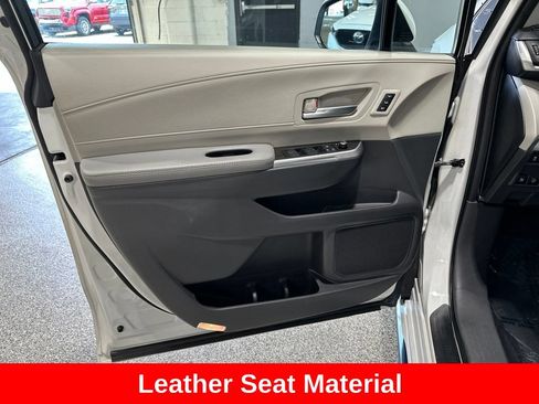 Certified 2023 Toyota Sienna Limited AWD/4WD image 15