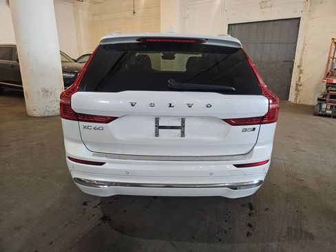 Certified 2023 Volvo XC60 B5 Ultimate AWD/4WD image 3